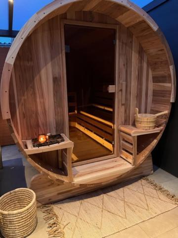 ווסטקפלה Charley'S Wellness Suite מראה חיצוני תמונה